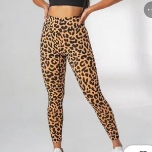 Vitality / Balanced Athletica Ascend Pant King Cheetah Kingdom 2.0 Leggings